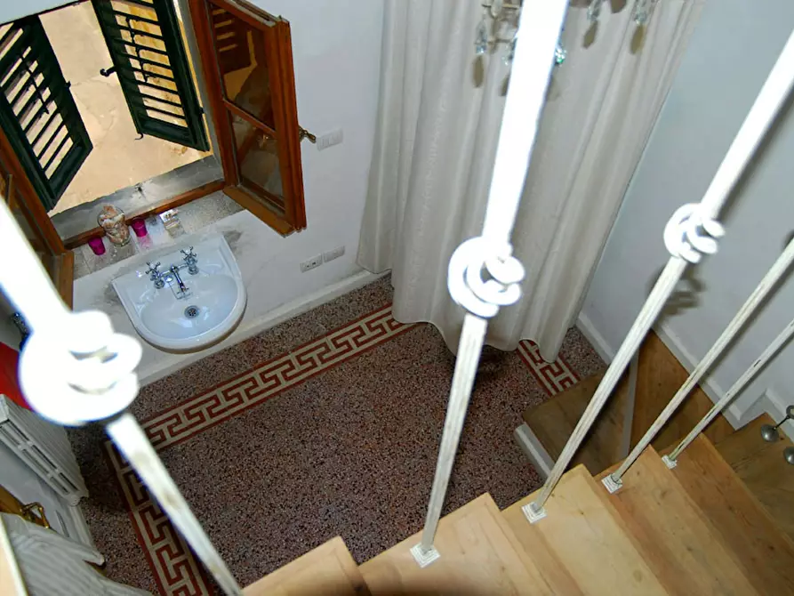 Immagine 3 di Camera in affitto  in Via della Pergola a Firenze