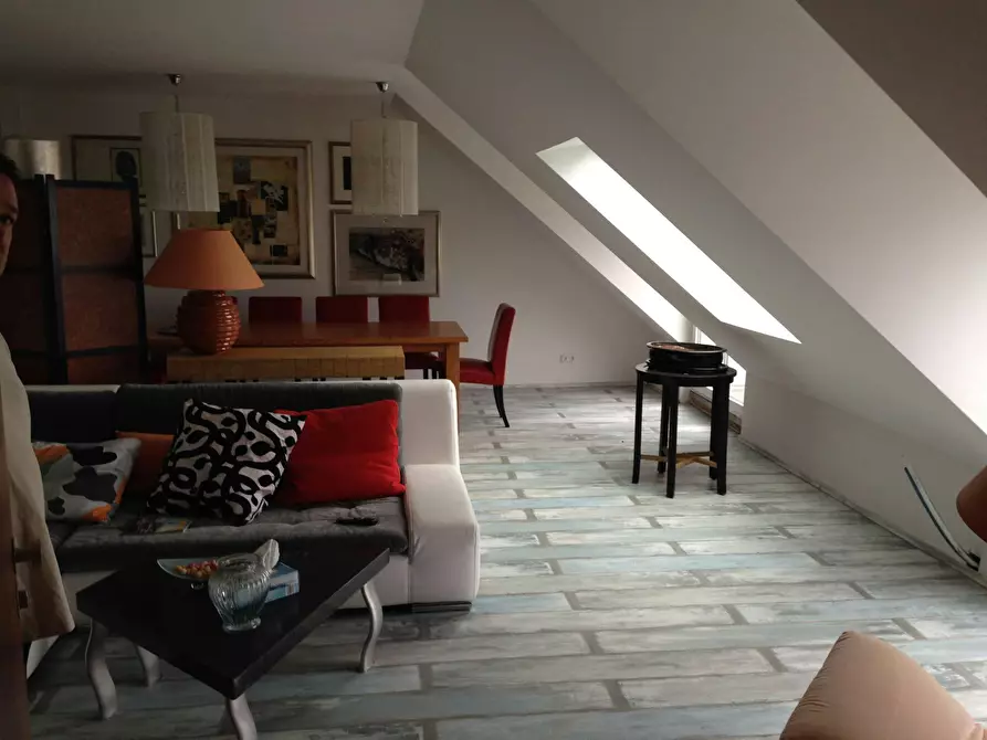 Immagine 3 di Appartamento in affitto  in Düsseldorfer Landstraße a Duisburg