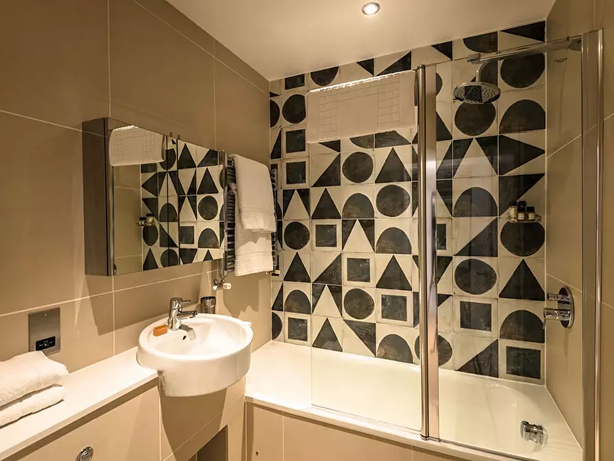 Immagine 7 di Appartamento in affitto  in Nevern Place a Kensington