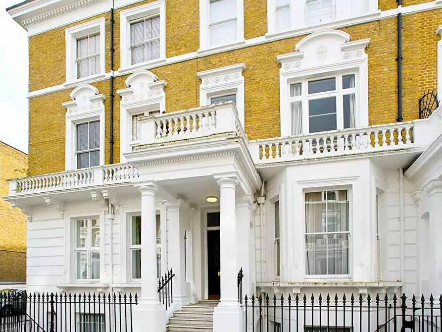 Immagine 8 di Appartamento in affitto  in Nevern Place a Kensington
