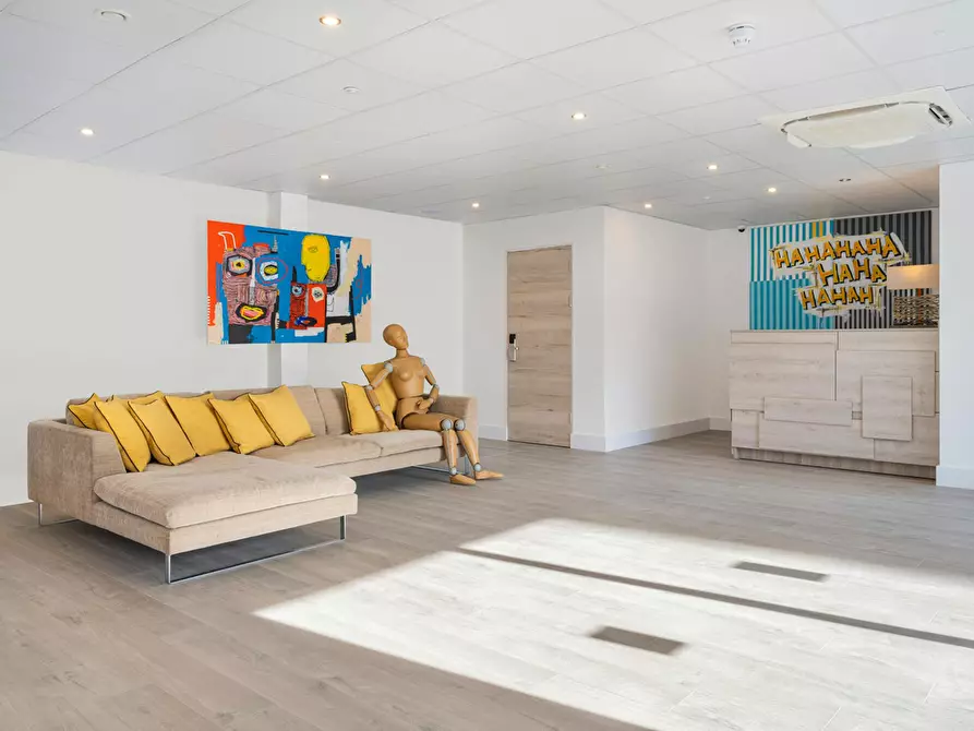 Immagine 8 di Appartamento in affitto  in Queen Square a Brighton