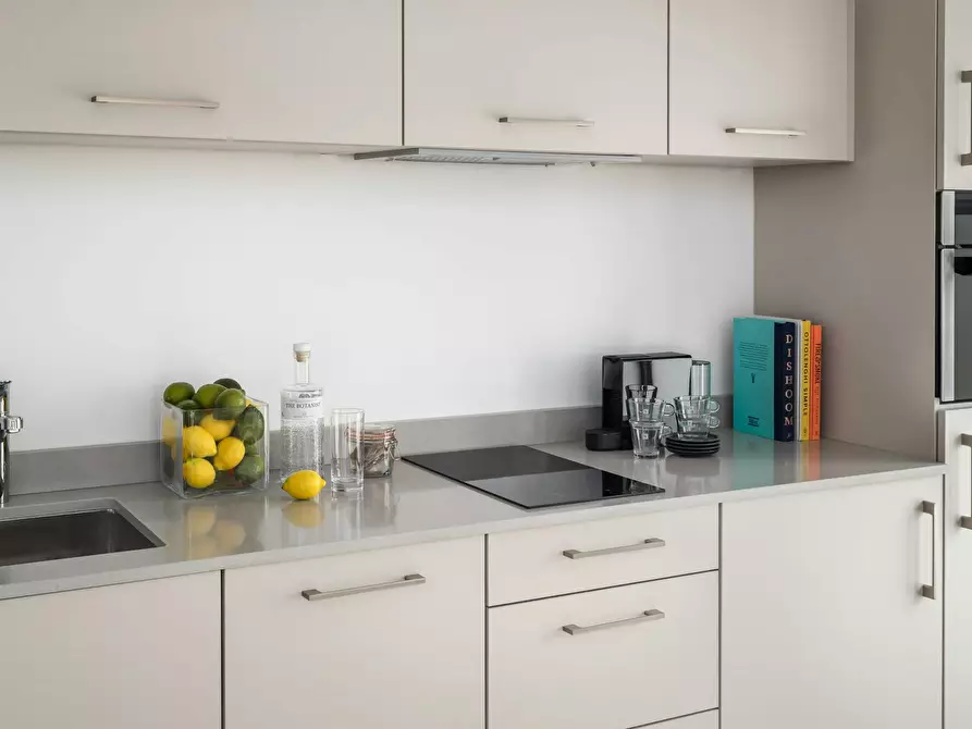 Immagine 5 di Appartamento in affitto  in Queen Square a Brighton