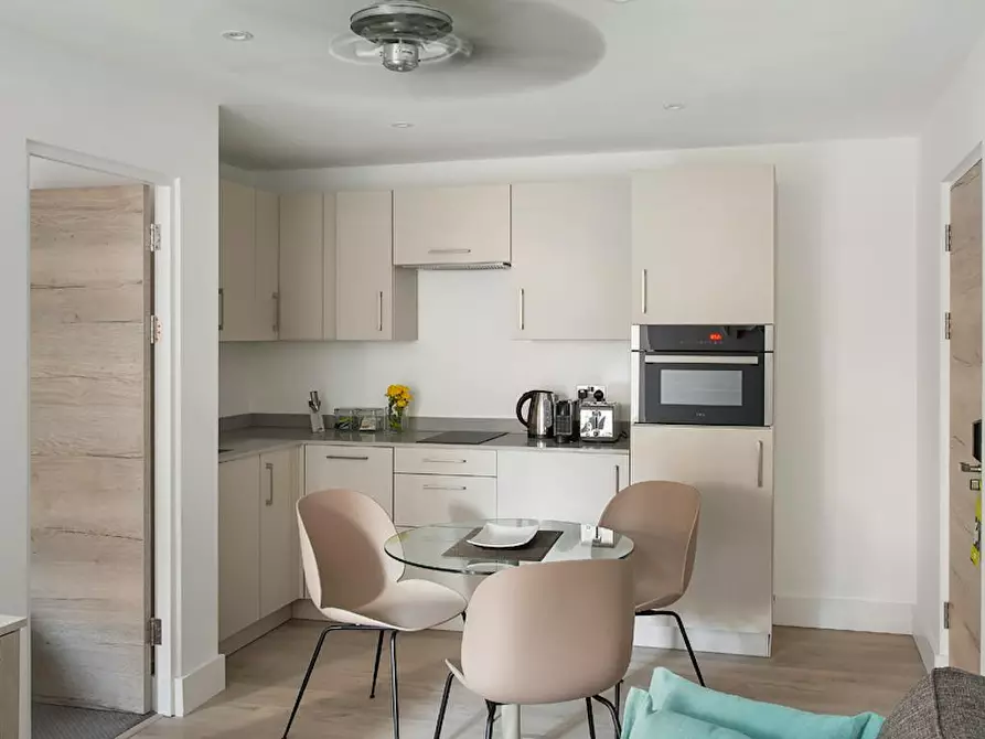 Immagine 2 di Appartamento in affitto  in Queen Square a Brighton