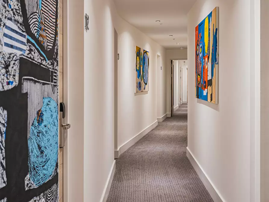 Immagine 5 di Appartamento in affitto  in Queen Square a Brighton