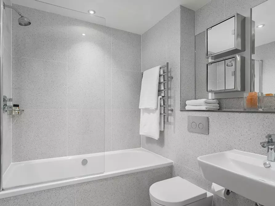 Immagine 3 di Appartamento in affitto  in Queen Square a Brighton