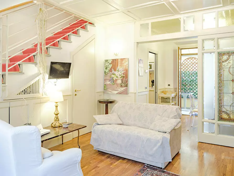 Immagine 6 di Casa indipendente in affitto  in Via Lorenzo Bartolini a Firenze