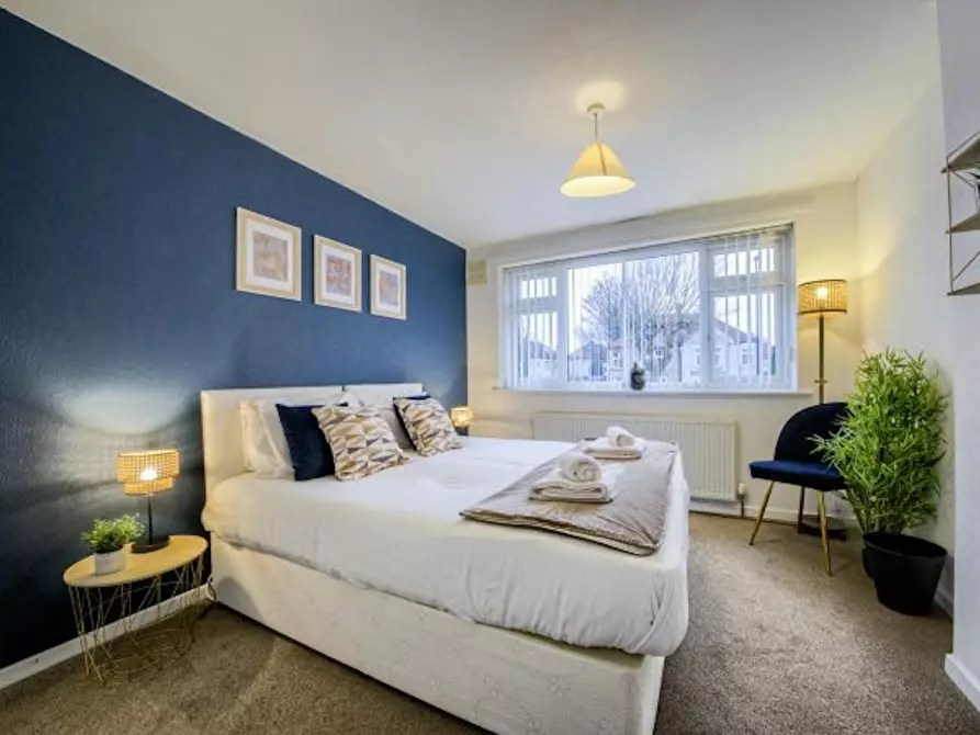 Immagine 8 di Casa indipendente in affitto  in Hen Lane a 