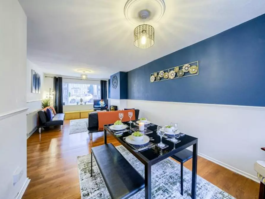 Immagine 2 di Casa indipendente in affitto  in Hen Lane a 