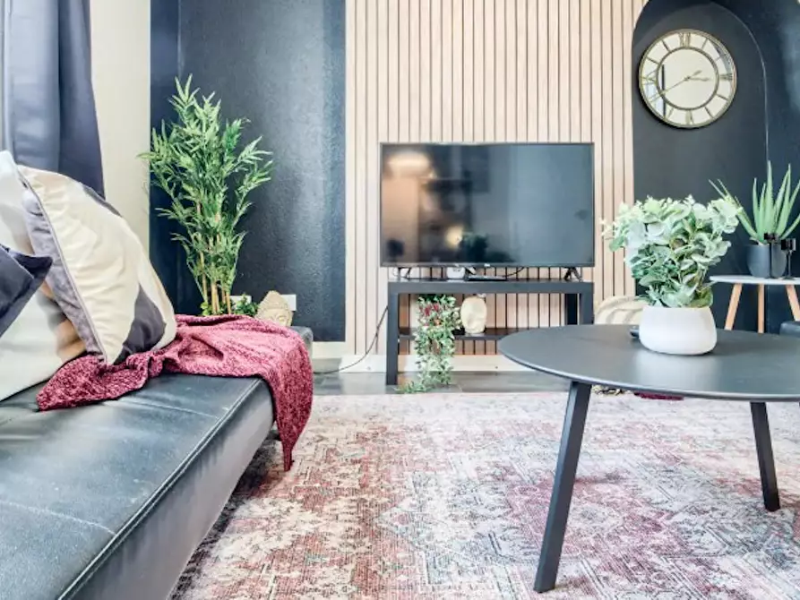 Immagine 3 di Casa indipendente in affitto  in Hen Lane a 