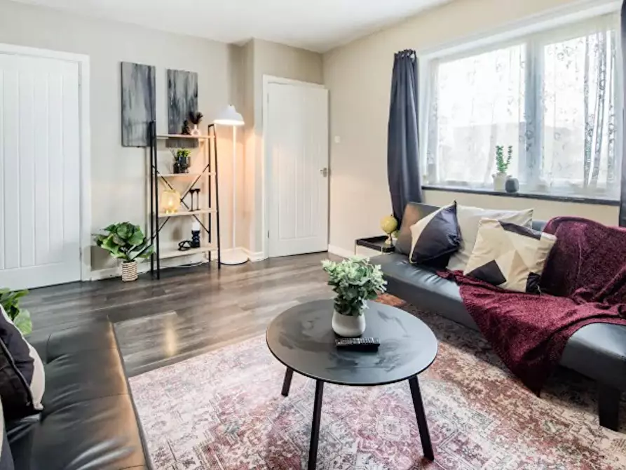 Immagine 4 di Casa indipendente in affitto  in Hen Lane a 