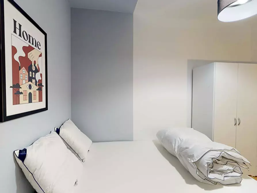 Immagine 1 di Camera in affitto  in Rue d'Isly a Lille