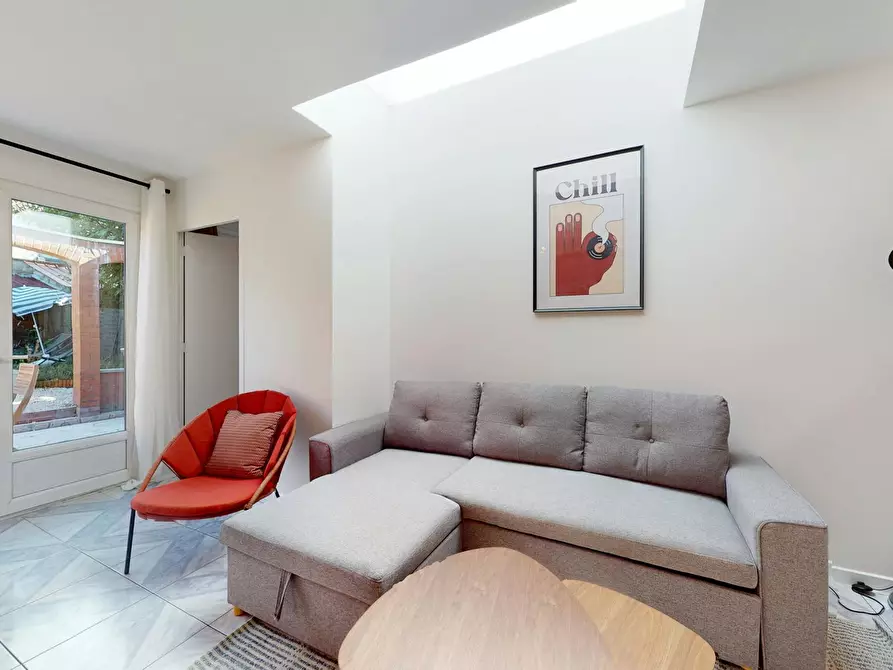 Immagine 10 di Camera in affitto  in Rue de l'Alcazar a Lille