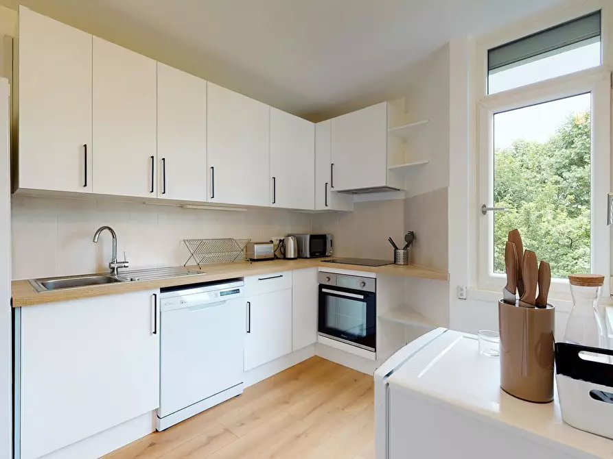 Immagine 3 di Camera in affitto  in Place de l'Égalité a Guyancourt