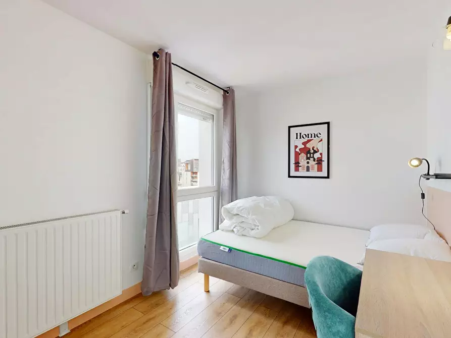 Immagine 2 di Camera in affitto  in Cours de Québec a Bordeaux