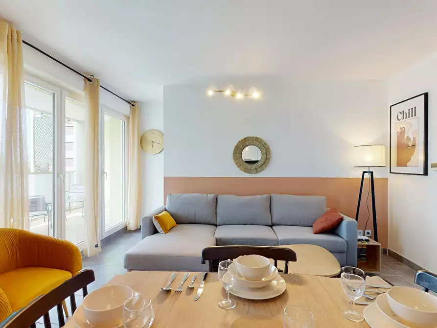 Immagine 9 di Camera in affitto  in Cours de Québec a Bordeaux