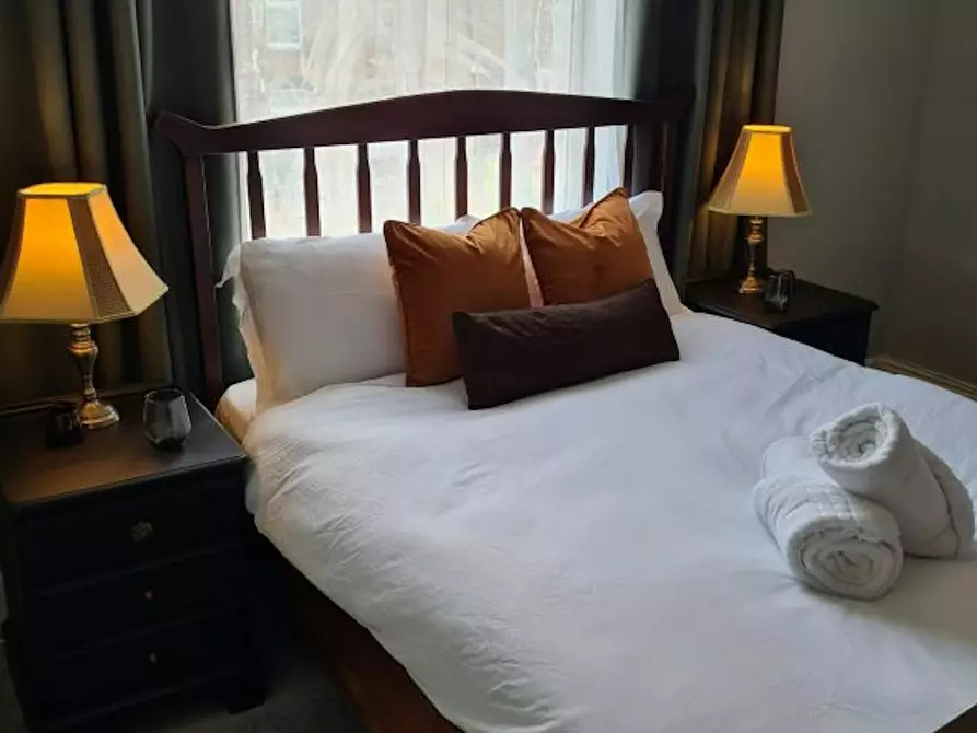 Immagine 3 di Casa indipendente in affitto  in Westbourne Avenue a 
