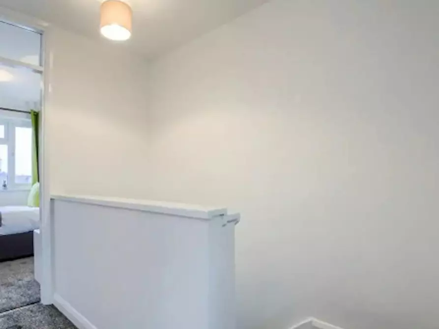 Immagine 6 di Casa indipendente in affitto  in Alpine Rise a 