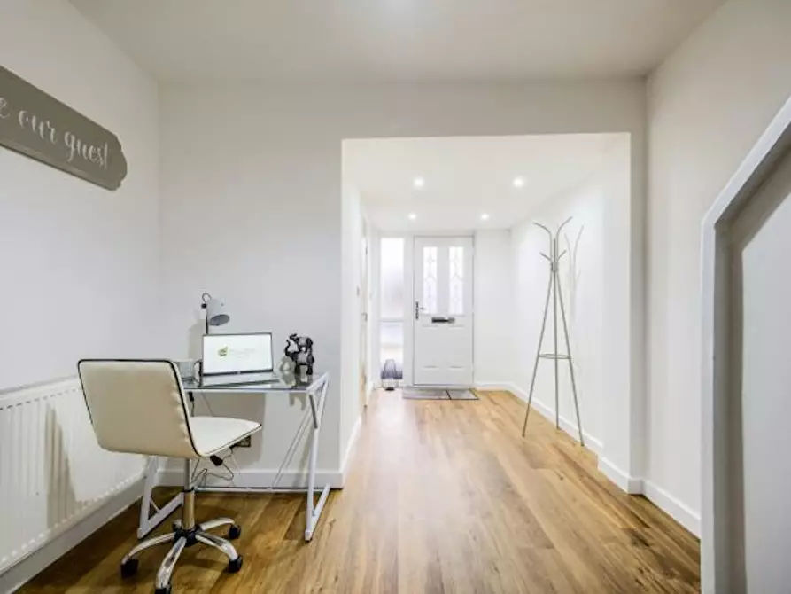 Immagine 3 di Casa indipendente in affitto  in Alpine Rise a 