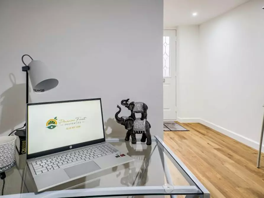 Immagine 4 di Casa indipendente in affitto  in Alpine Rise a 