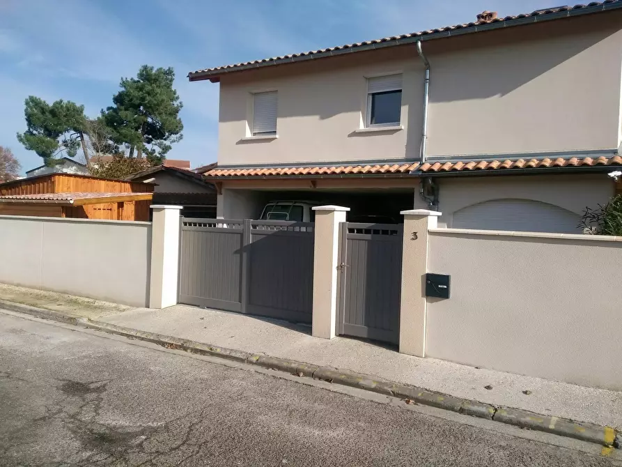 Immagine 5 di Camera in affitto  in Rue des Aubépines a Villenave-d'Ornon
