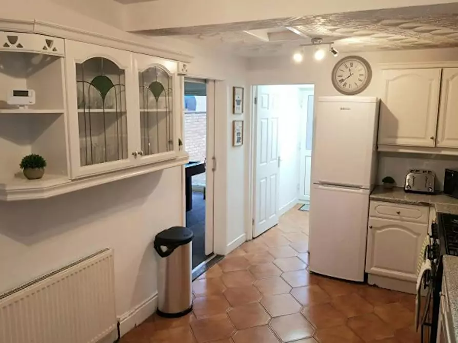Immagine 3 di Casa indipendente in affitto  in Moseley Avenue a 