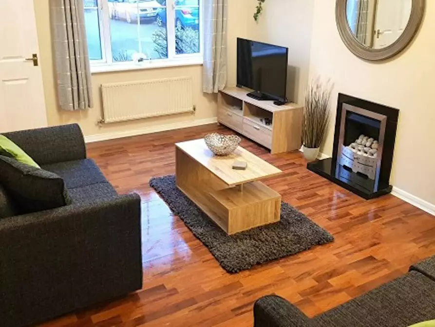Immagine 3 di Casa indipendente in affitto  in Rodyard Way a 