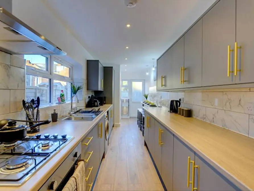 Immagine 5 di Casa indipendente in affitto  in Hollis Road a 
