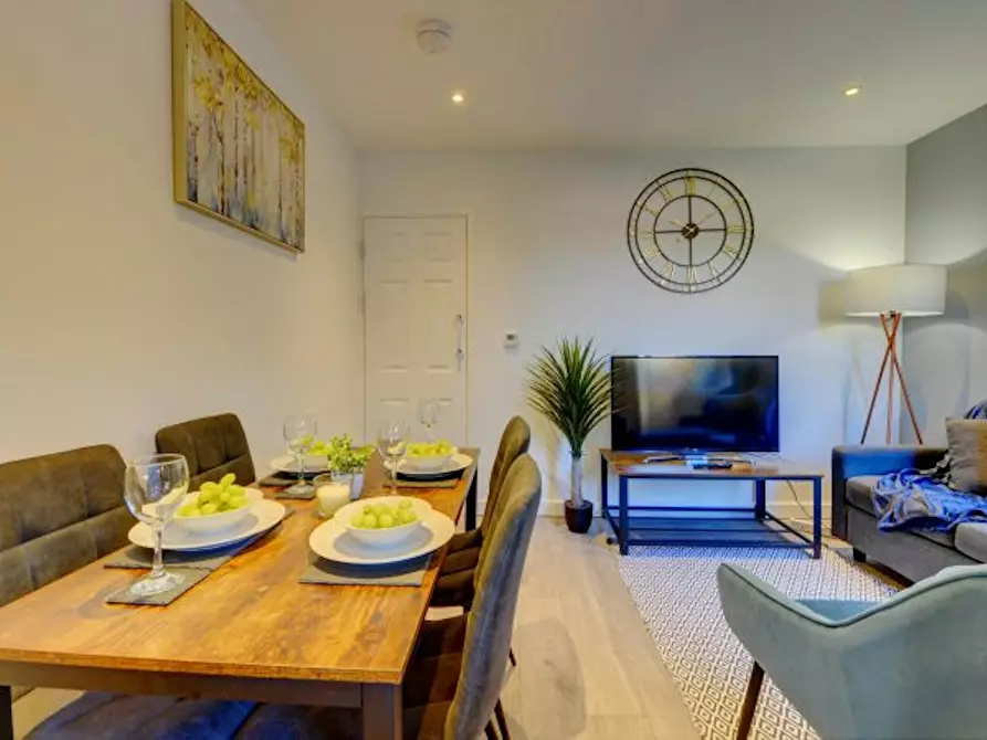 Immagine 3 di Casa indipendente in affitto  in Hollis Road a 