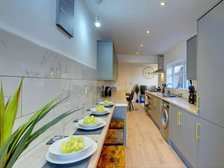 Immagine 7 di Casa indipendente in affitto  in Hollis Road a 