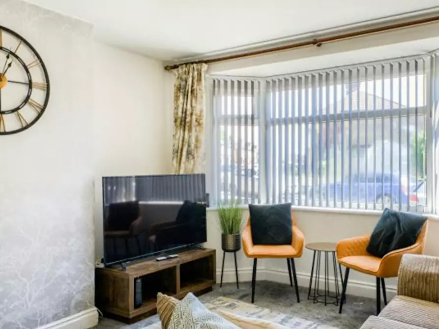 Immagine 3 di Casa indipendente in affitto  in Newfield Road a 
