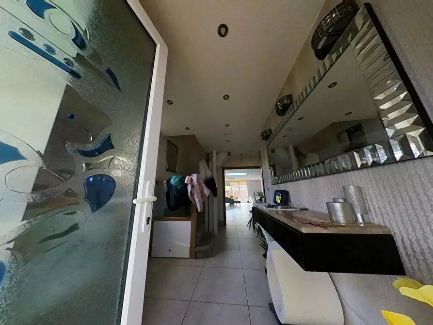 Immagine 7 di Casa indipendente in affitto  in Staines Road a Staines