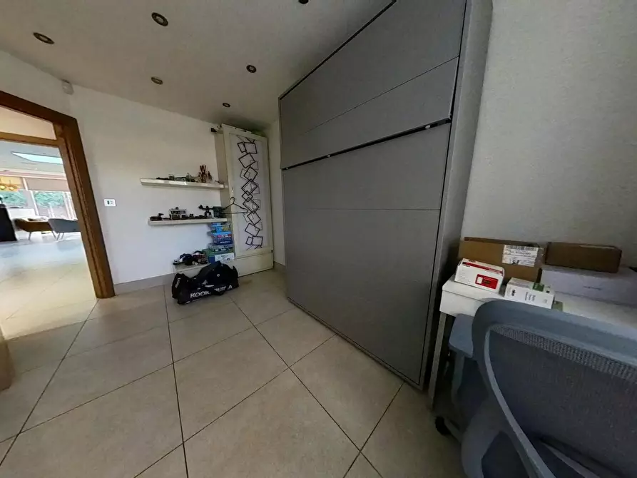 Immagine 6 di Casa indipendente in affitto  in Staines Road a Staines