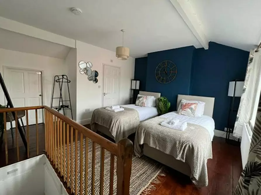 Immagine 6 di Casa indipendente in affitto  in Dover Street a 