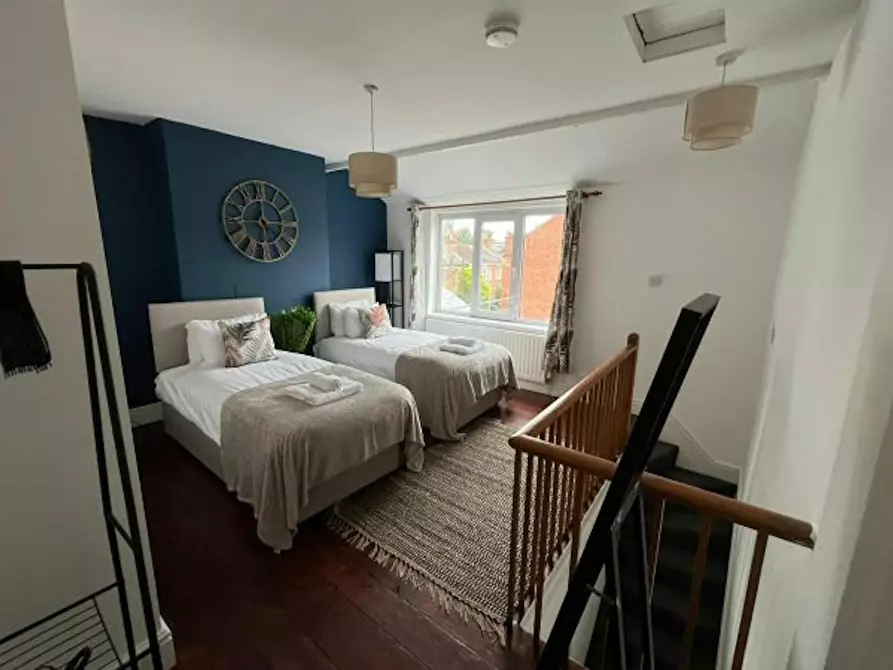 Immagine 7 di Casa indipendente in affitto  in Dover Street a 