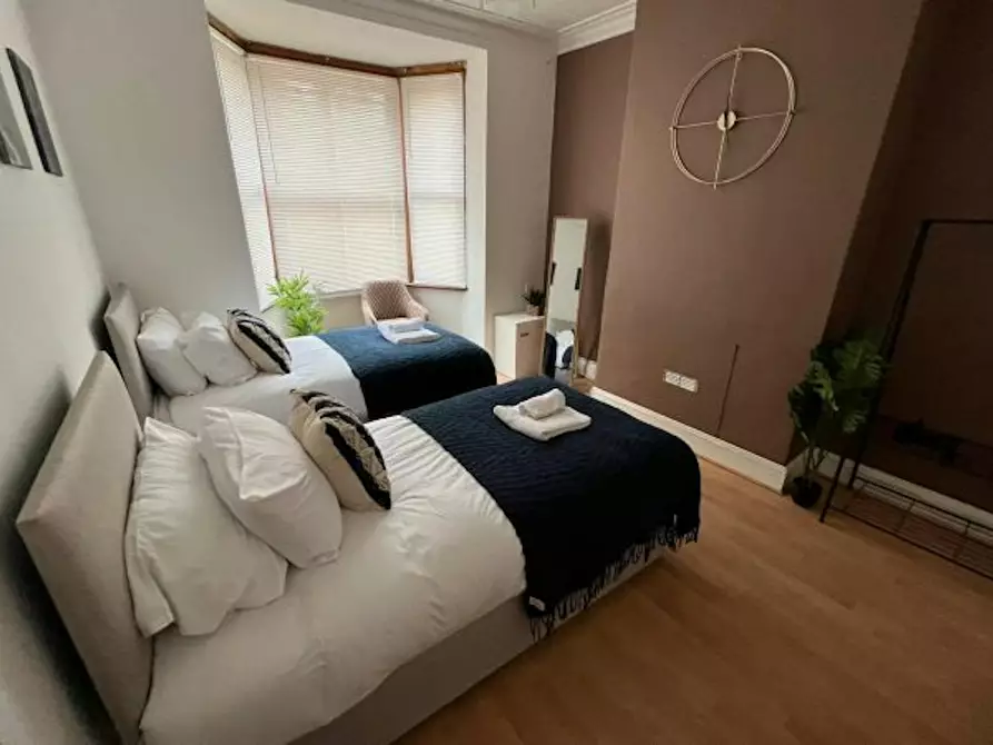 Immagine 10 di Casa indipendente in affitto  in Dover Street a 