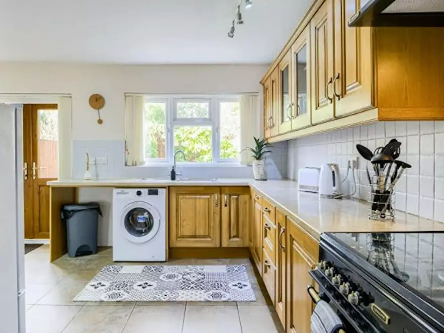 Immagine 6 di Casa indipendente in affitto  in Dudley Street a 