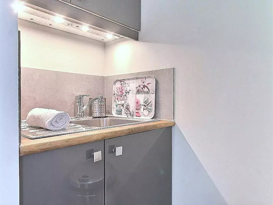 Immagine 6 di Appartamento in affitto  in Avenue Denfert Rochereau a Paris