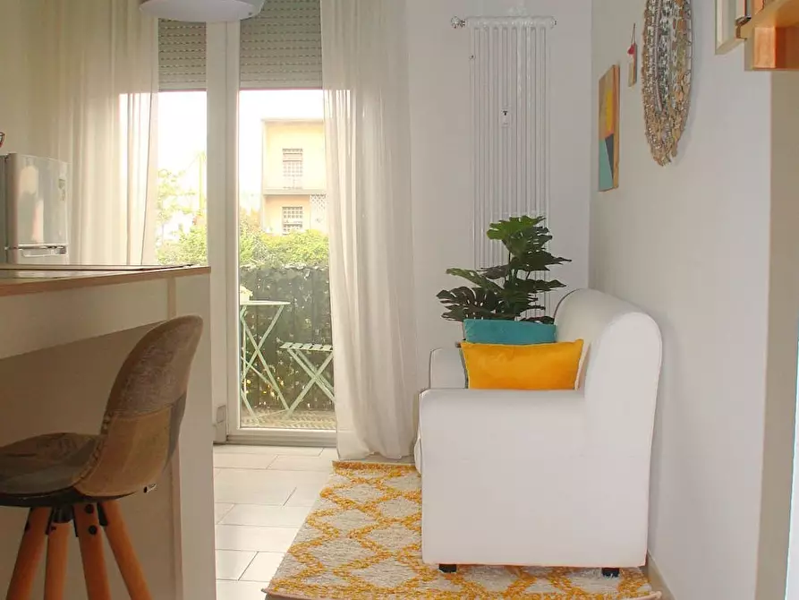 Immagine 3 di Camera in affitto  in Via San Donato a Bologna