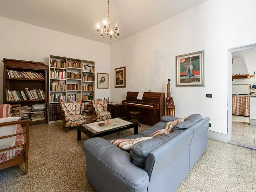 Immagine 3 di Appartamento in affitto  in Lungarno delle Grazie a Firenze