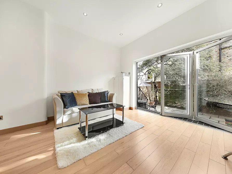 Immagine 4 di Appartamento in affitto  in Moore Park Road a Hammersmith