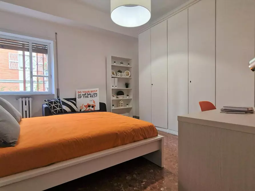 Immagine 5 di Camera in affitto  in Via Attilio Ambrosini a Roma