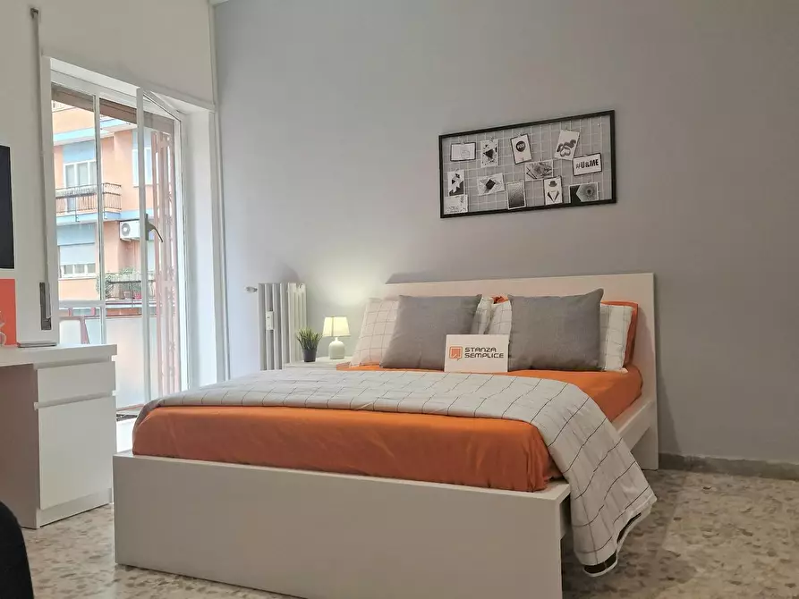 Immagine 3 di Camera in affitto  in Via Attilio Ambrosini a Roma