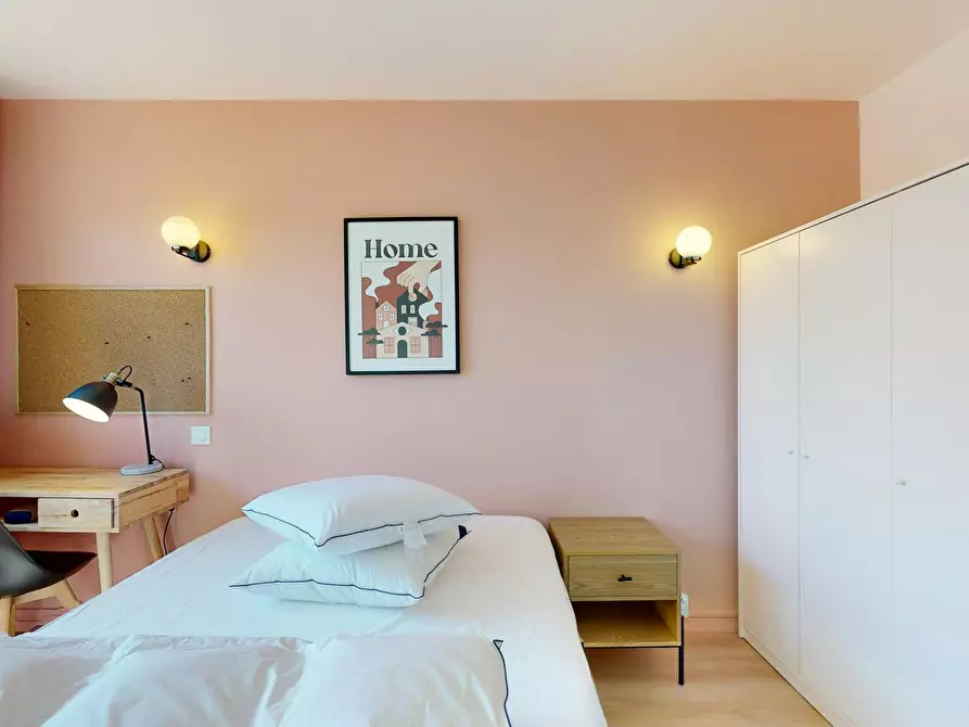 Immagine 3 di Camera in affitto  in Place de Strasbourg a Marseille 03