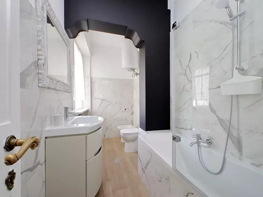 Immagine 9 di Appartamento in affitto  in Via Cassia a Roma