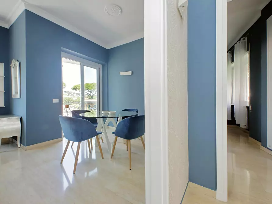 Immagine 4 di Appartamento in affitto  in Via Cassia a Roma