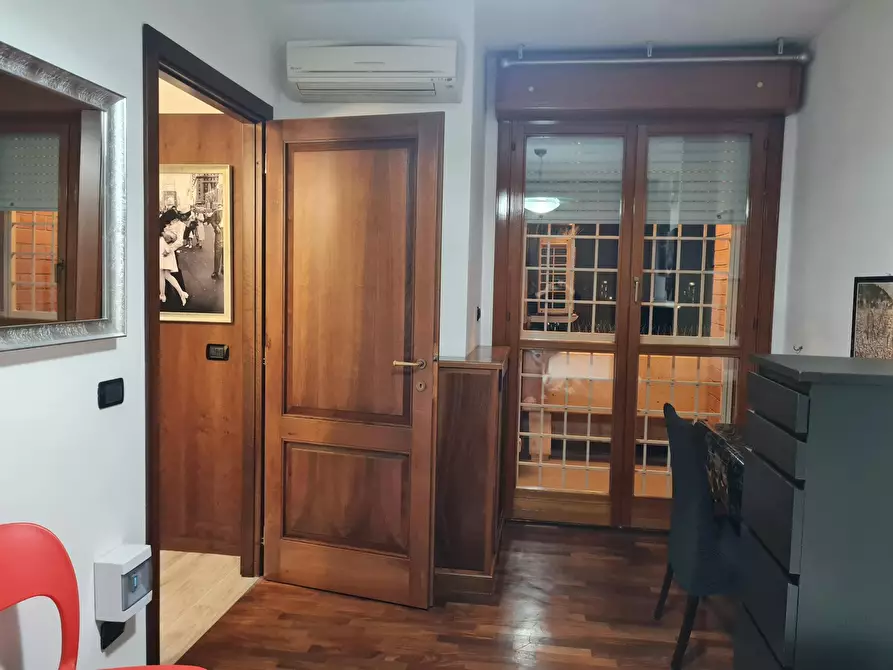 Immagine 4 di Camera in affitto  in Via Gennaro Cassiani a Roma