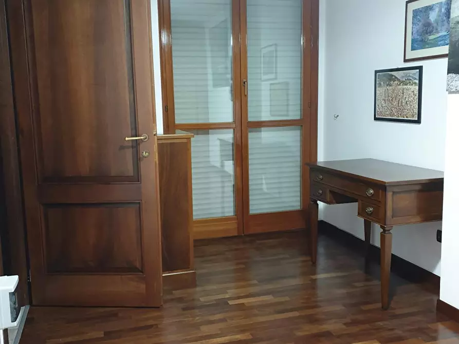 Immagine 3 di Camera in affitto  in Via Gennaro Cassiani a Roma