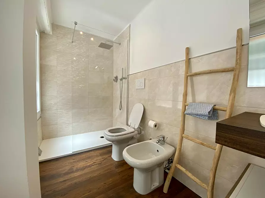 Immagine 9 di Appartamento in affitto  in Via Monte Grappa a Bologna