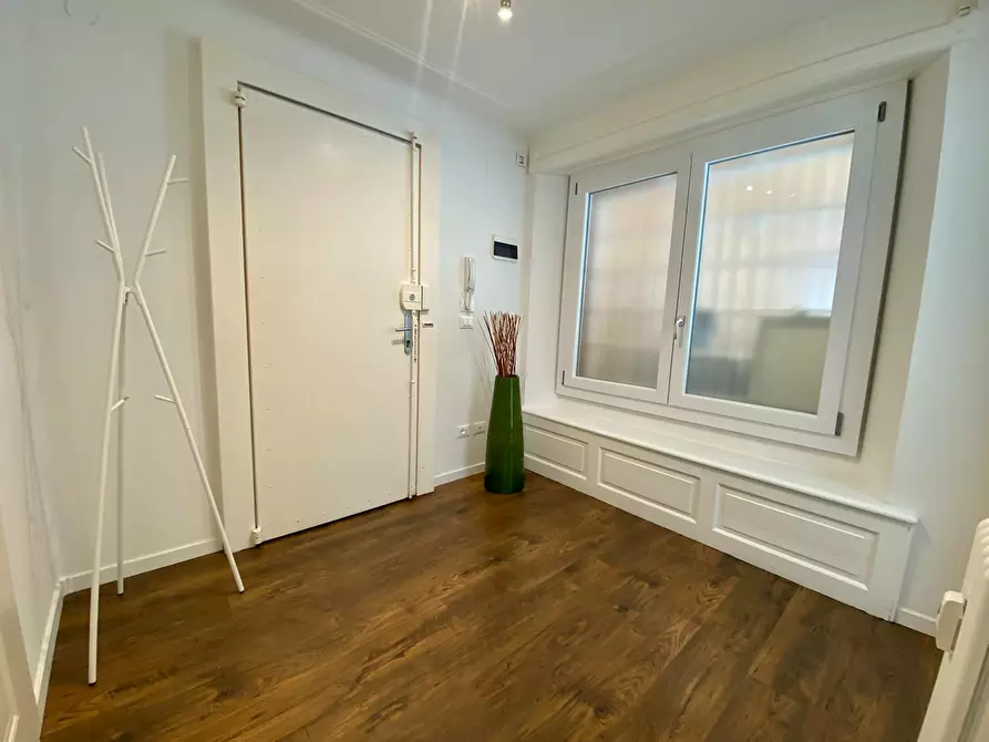 Immagine 3 di Appartamento in affitto  in Via Monte Grappa a Bologna