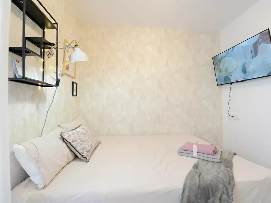 Immagine 6 di Camera in affitto  in Grupo Reverendo Vicente Garamendi a Bilbao